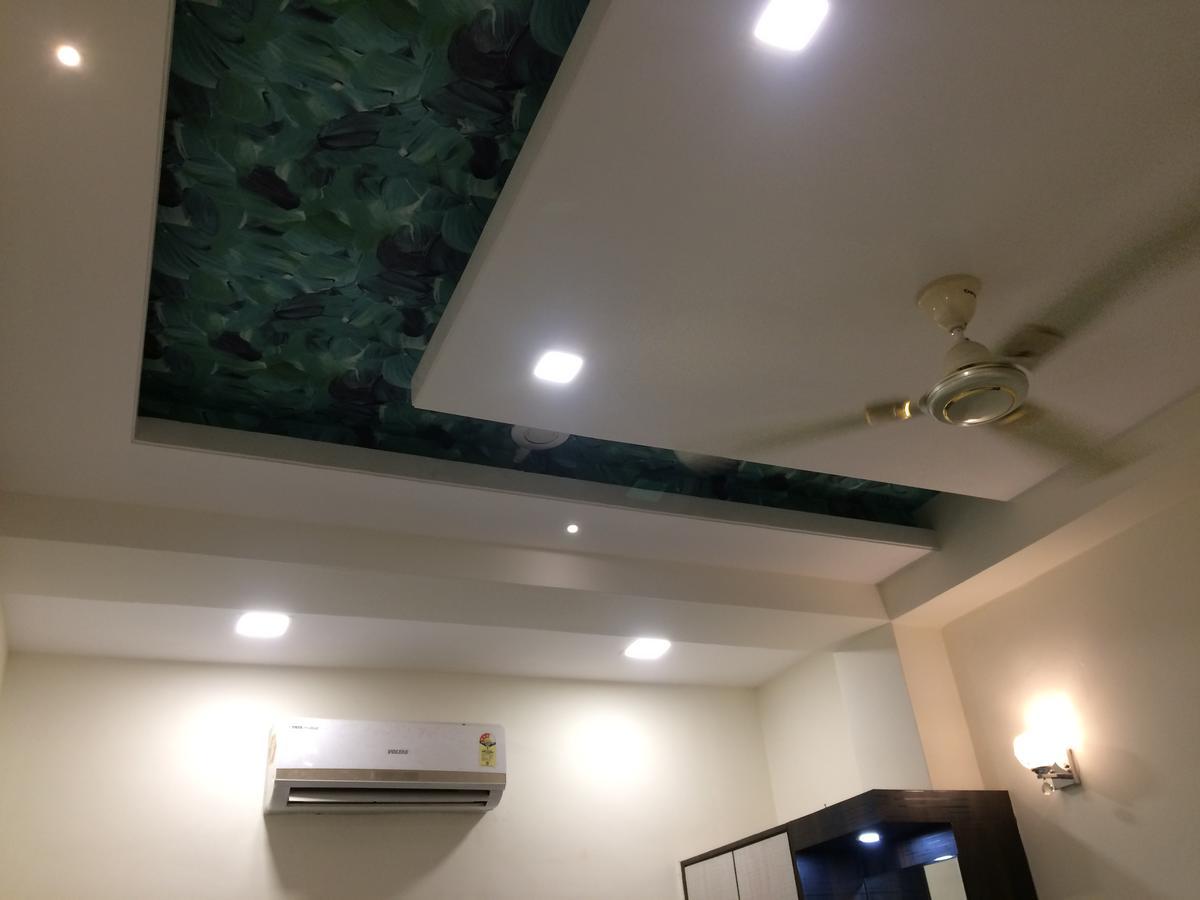 Hotel Raj Vilas Udaipur Exteriör bild